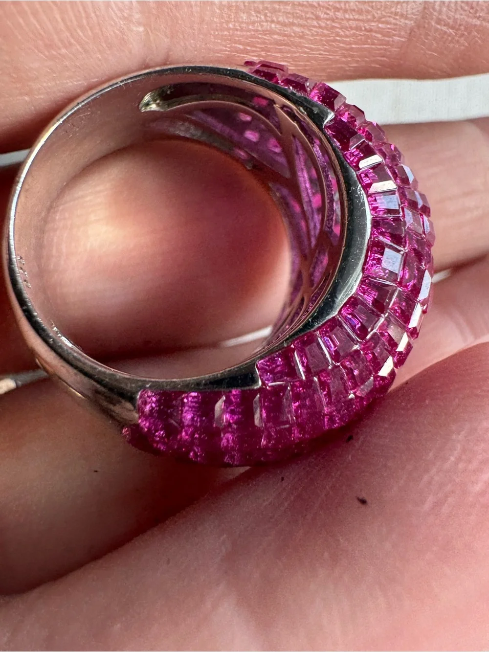 Stunning lab created domed ruby ring set in Sterling silver - Picture 4 of 15